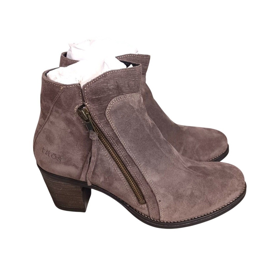 Taos Dillie Ankle Boots Women's 11 Taupe Suede Leather Comfort Side Zip NIB